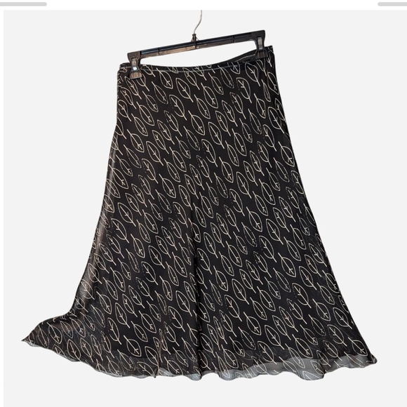 Pre-owned Studio M Black and Cream Leaf Pattern - Picture 2 of 9